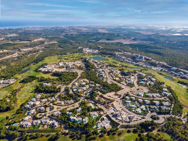 Las Colinas við Alicante í 4 vikur