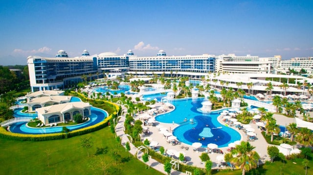 Sueno DELUXE Golf Belek 5*