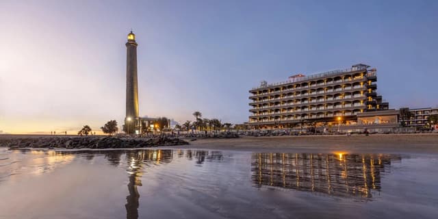 Hotel Faro, Lopesan Collection 5*